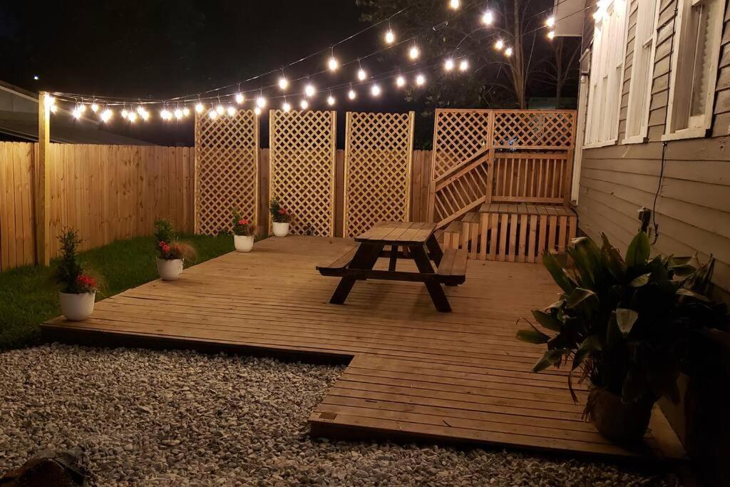 The Lafayette House Mobile Exterior foto